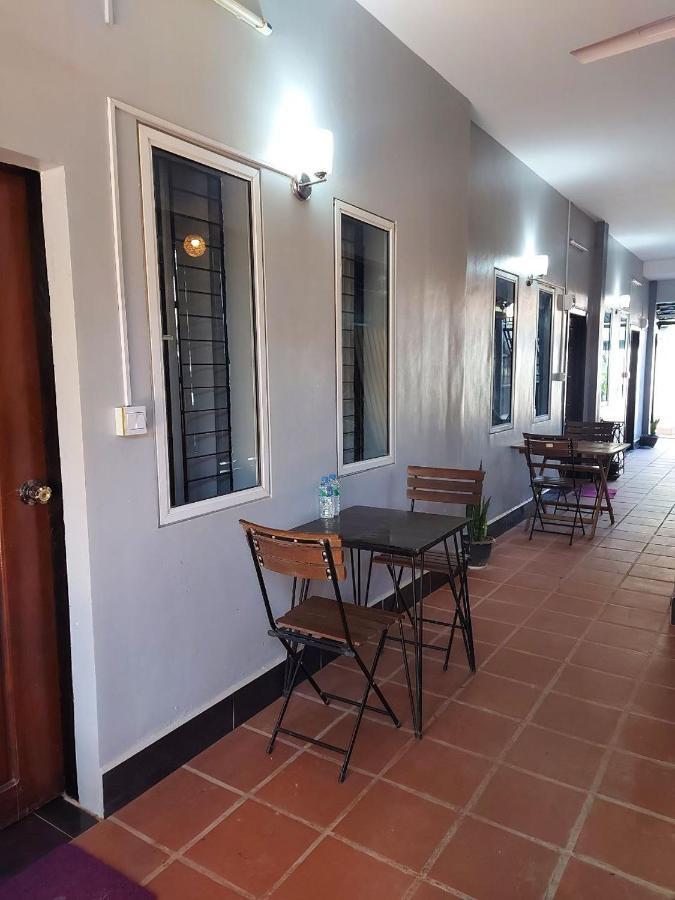 Ostello Nika'S House Siem Reap Esterno foto