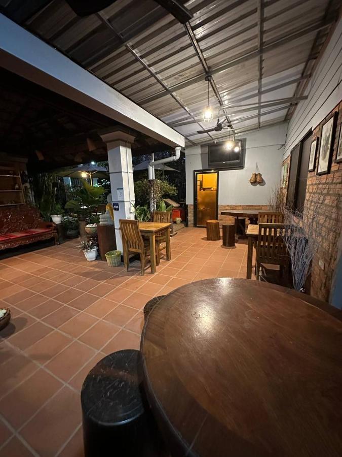 Ostello Nika'S House Siem Reap Esterno foto