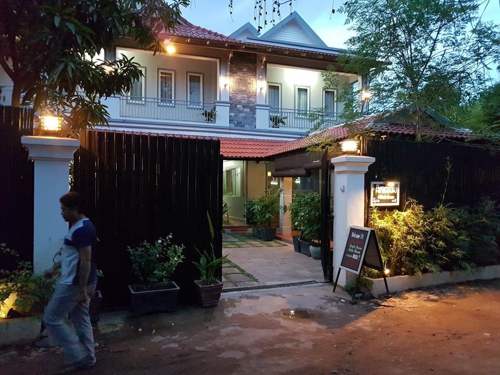 Ostello Nika'S House Siem Reap Esterno foto
