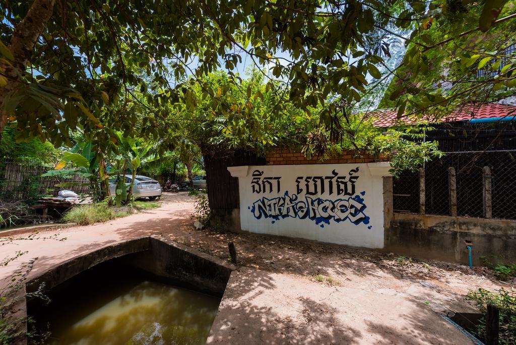 Ostello Nika'S House Siem Reap Esterno foto